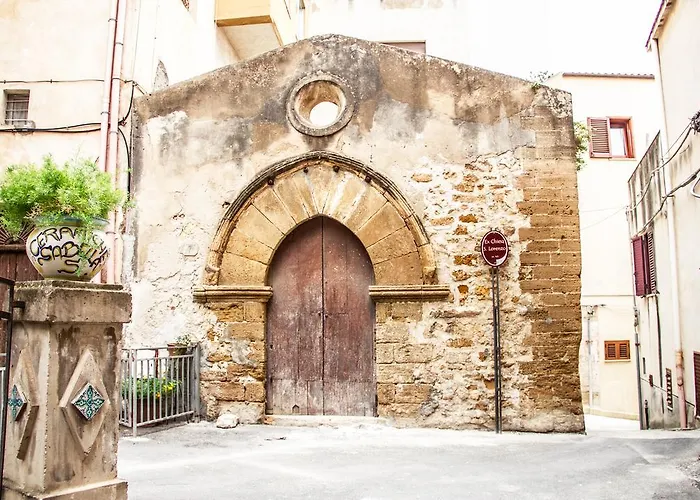 Oda ve Kahvaltı Porta Bagni 3*